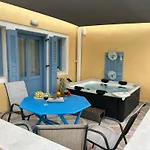 Bonita Private Traditional House