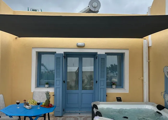 Bonita Private Traditional House