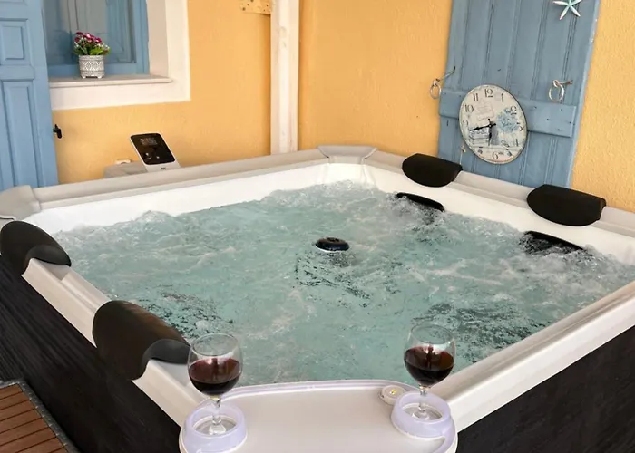 Bonita Private Traditional House Сasa de vacaciones *